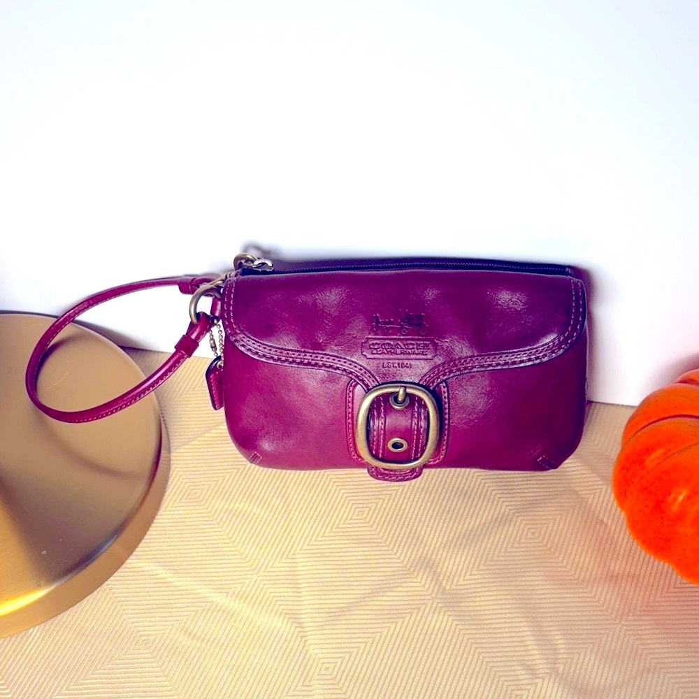 Vintage Coach YK SOHO Collection Burgundy Leather Wristlet - a RARE FIND!
